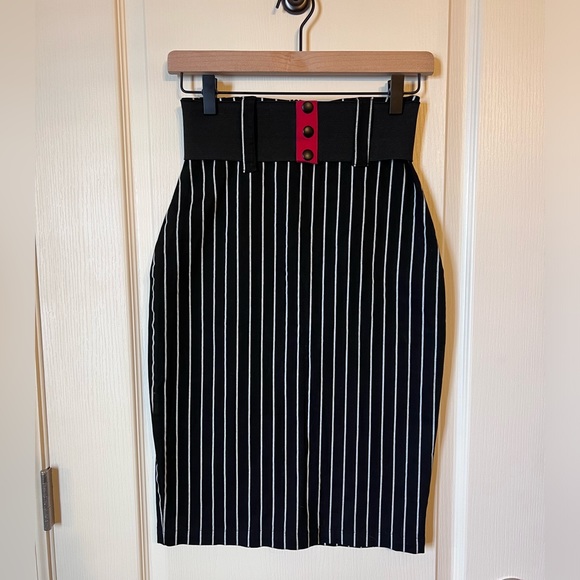 Rock Steady Black & White Pinstripe Pencil Skirt Medium - Picture 1 of 5